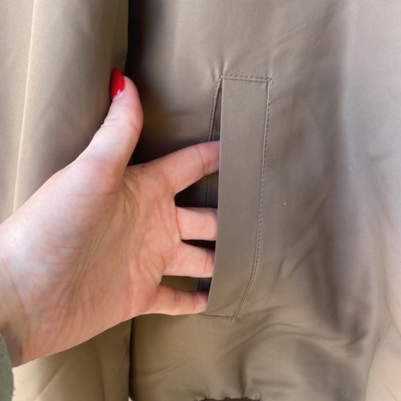 Disneyland Shanghai reversible jacket - Picture 4 of 9